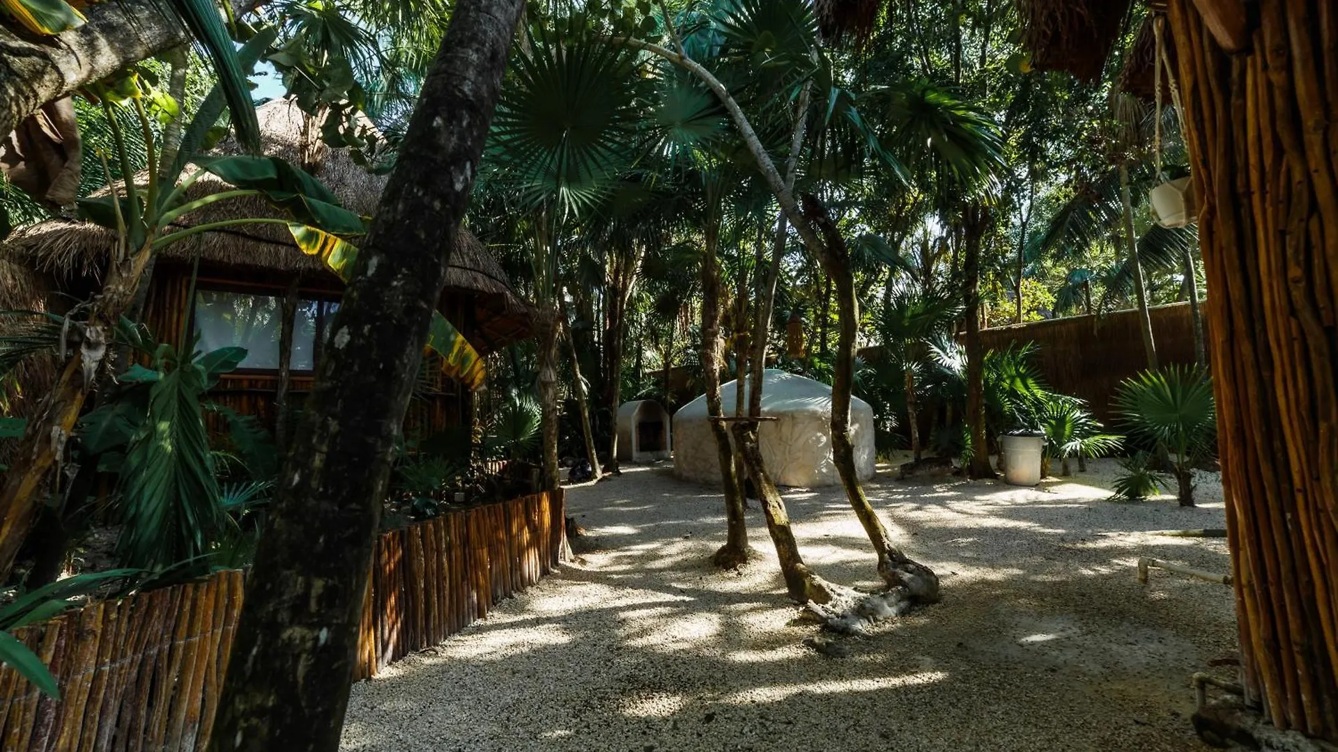 Eco Banitas Tulum Hotel