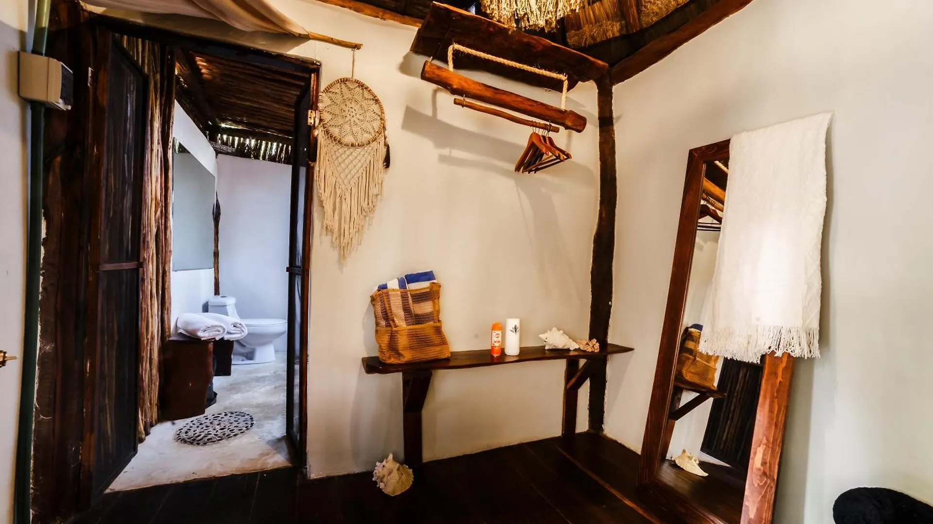 Eco Banitas Tulum Hotel