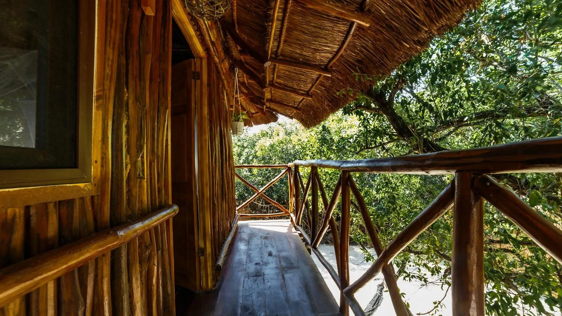 Hotel Co.Bañitas Tulum México